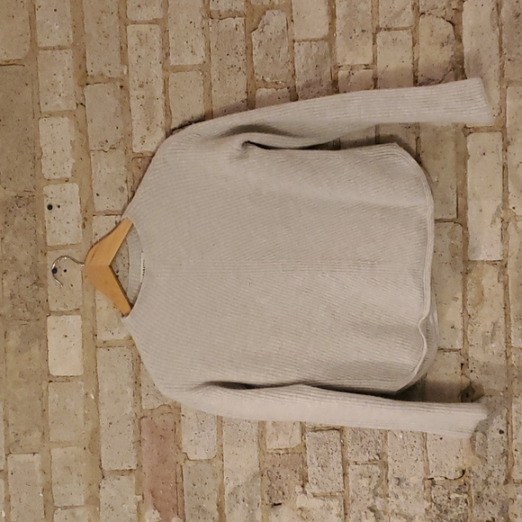 Women's Babaton Heather Grey, Mock Neck Sweater. Size XS. - Picture 1 of 4